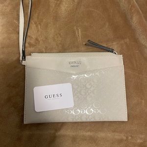 Guess clutch/wristlet